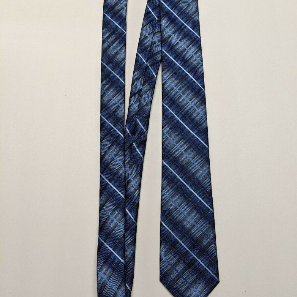 Van Heusen Plaid/Check Polyester Skinny Necktie - Picture 3 of 5